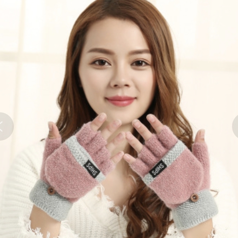 SHIPS Pink & Gray Fingerless Gloves